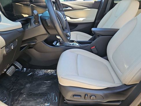 Used 2024 Buick Encore GX Sport Touring w/ Experience Buick Package image 16