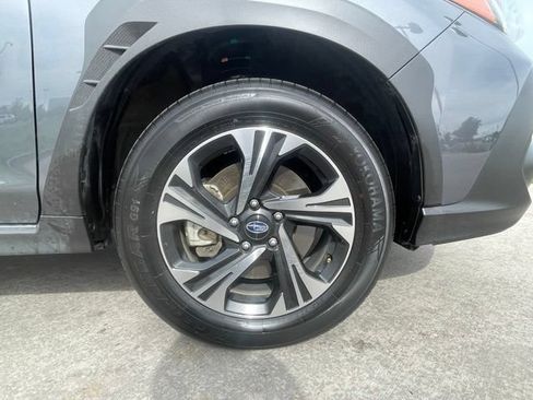 Used 2025 Subaru Crosstrek 2.5i Premium w/ Crosstrek Mirror Package AWD/4WD image 33