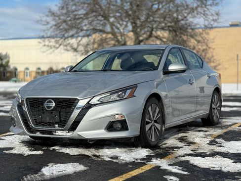Used 2020 Nissan Altima 2.5 SL FWD image 3
