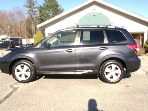 Used 2015 Subaru Forester 2.5i Premium image 3