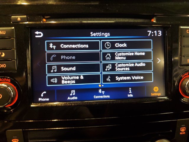 Used 2019 Nissan Rogue SV AWD/4WD image 19