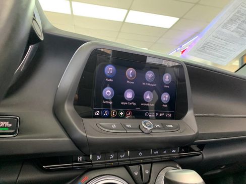 Used 2023 Chevrolet Camaro LT w/ Technology Package image 17