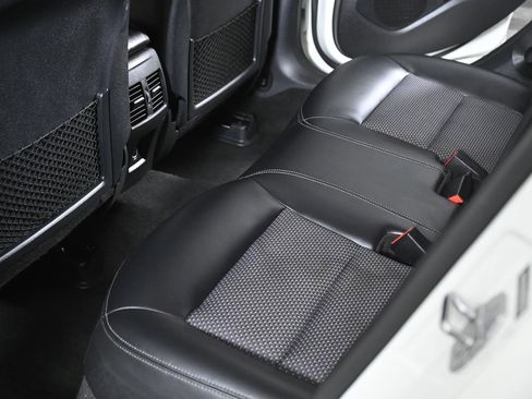 Used 2019 INFINITI QX30 Premium w/ Navigation Package image 26