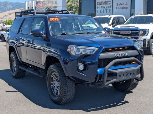 Used 2019 Toyota 4Runner SR5 Premium w/ Wilderness Package AWD/4WD image 7