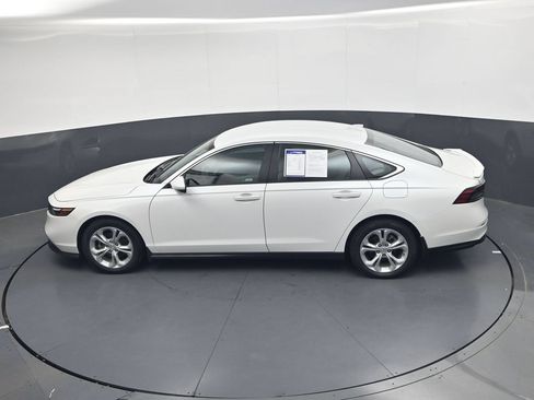 Used 2023 Honda Accord LX image 25