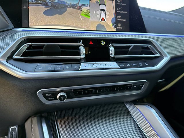 Used 2023 BMW X6 xDrive40i w/ Executive Package AWD/4WD image 25