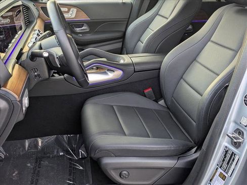 Used 2025 Mercedes-Benz GLE 450 4MATIC image 17
