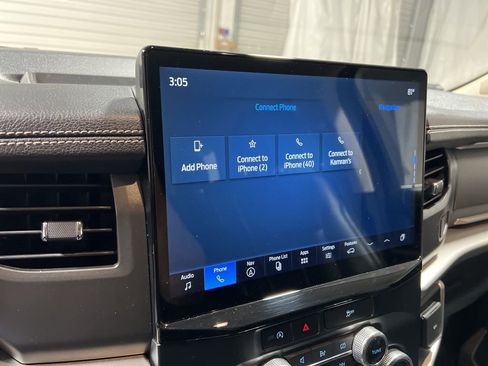 Used 2024 Ford Expedition XLT image 33