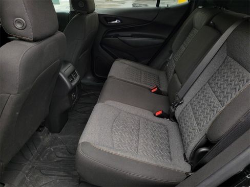 Certified 2024 Chevrolet Equinox LT w/ LPO, Floor Liner Package image 31