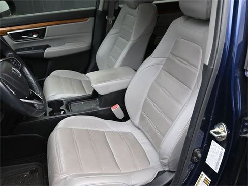 Used 2019 Honda CR-V Touring image 30