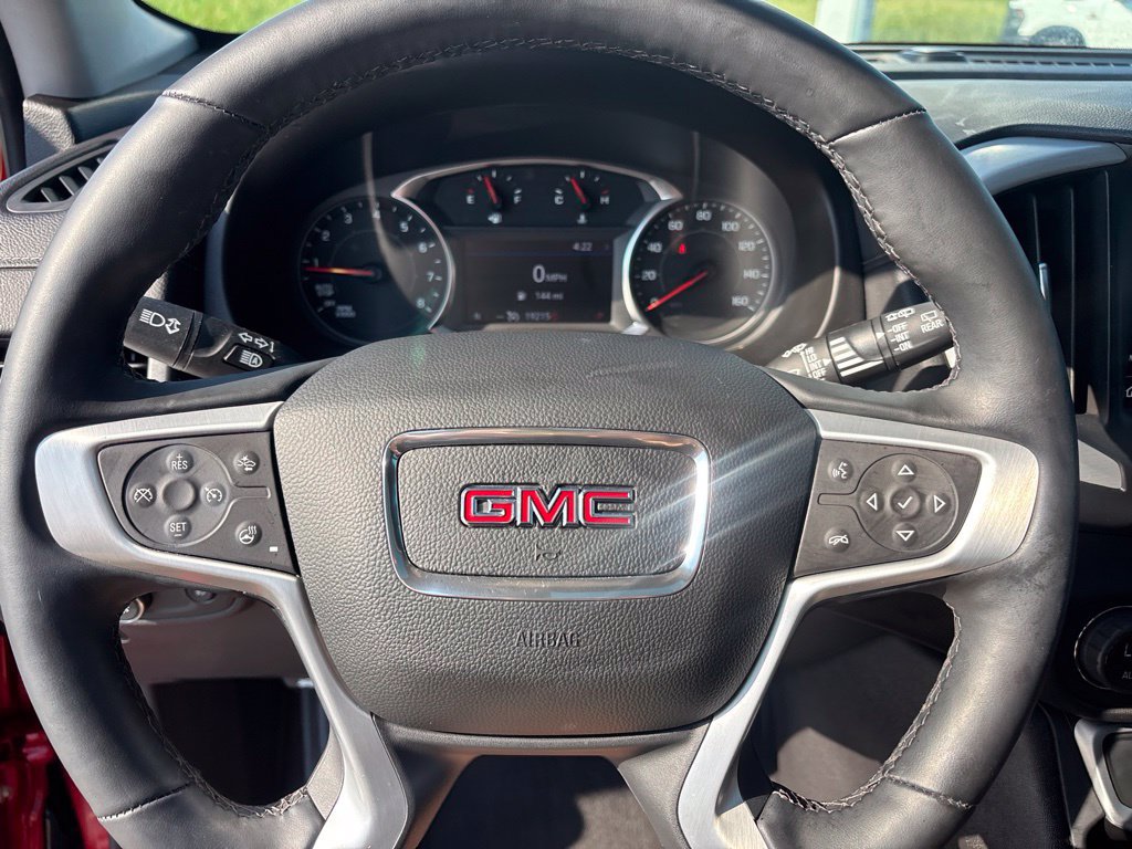 Used 2024 GMC Terrain SLT w/ Elevation Edition FWD image 14
