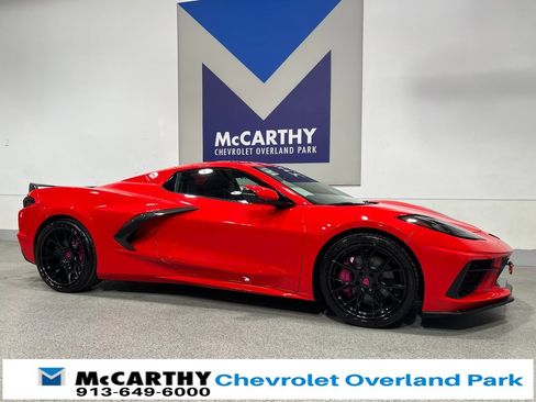 Used 2020 Chevrolet Corvette Stingray Convertible w/ Z51 Performance Package image 13