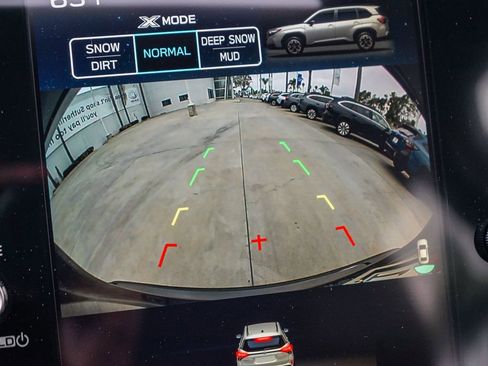 Used 2025 Subaru Forester Touring image 27