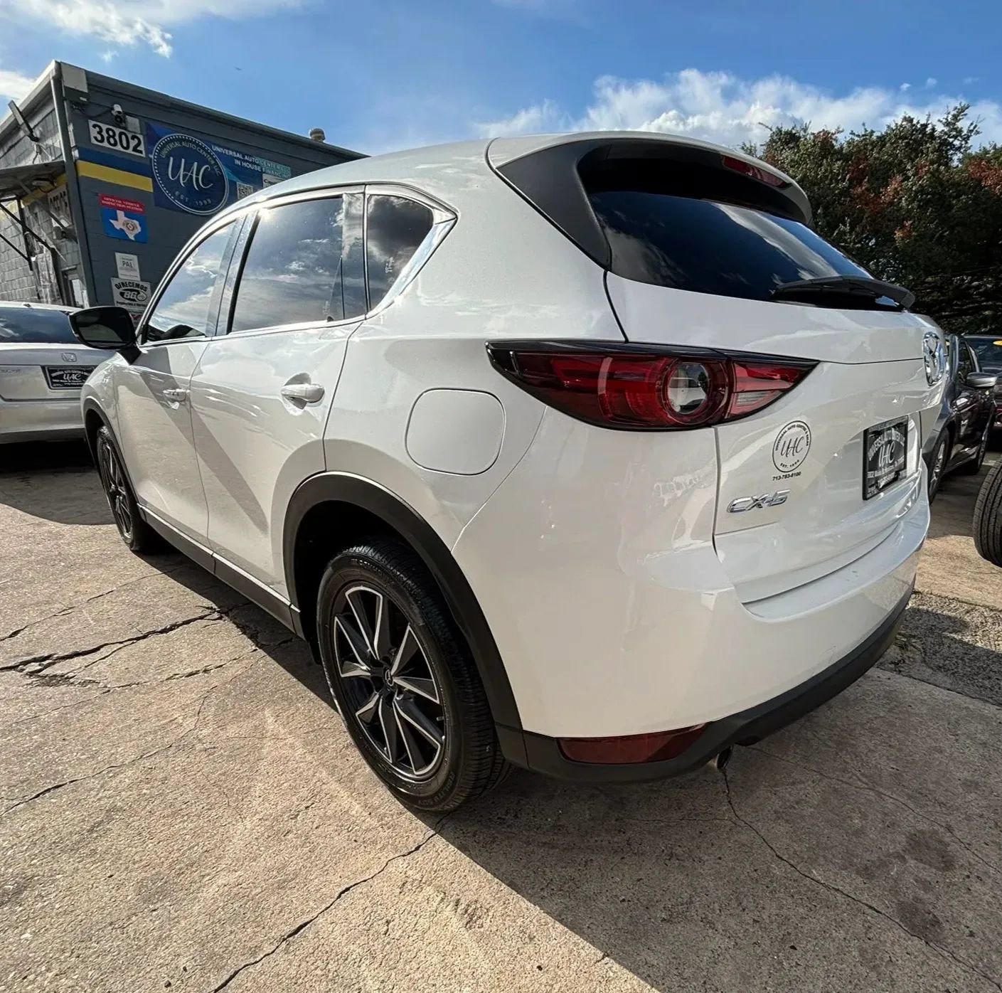 Used 2017 MAZDA CX-5 Grand Touring w/ Premium Package FWD image 5