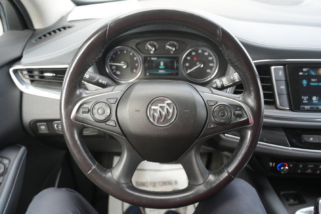Used 2018 Buick Enclave Essence AWD/4WD image 29