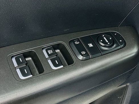 Used 2017 Kia Sportage LX AWD/4WD image 18
