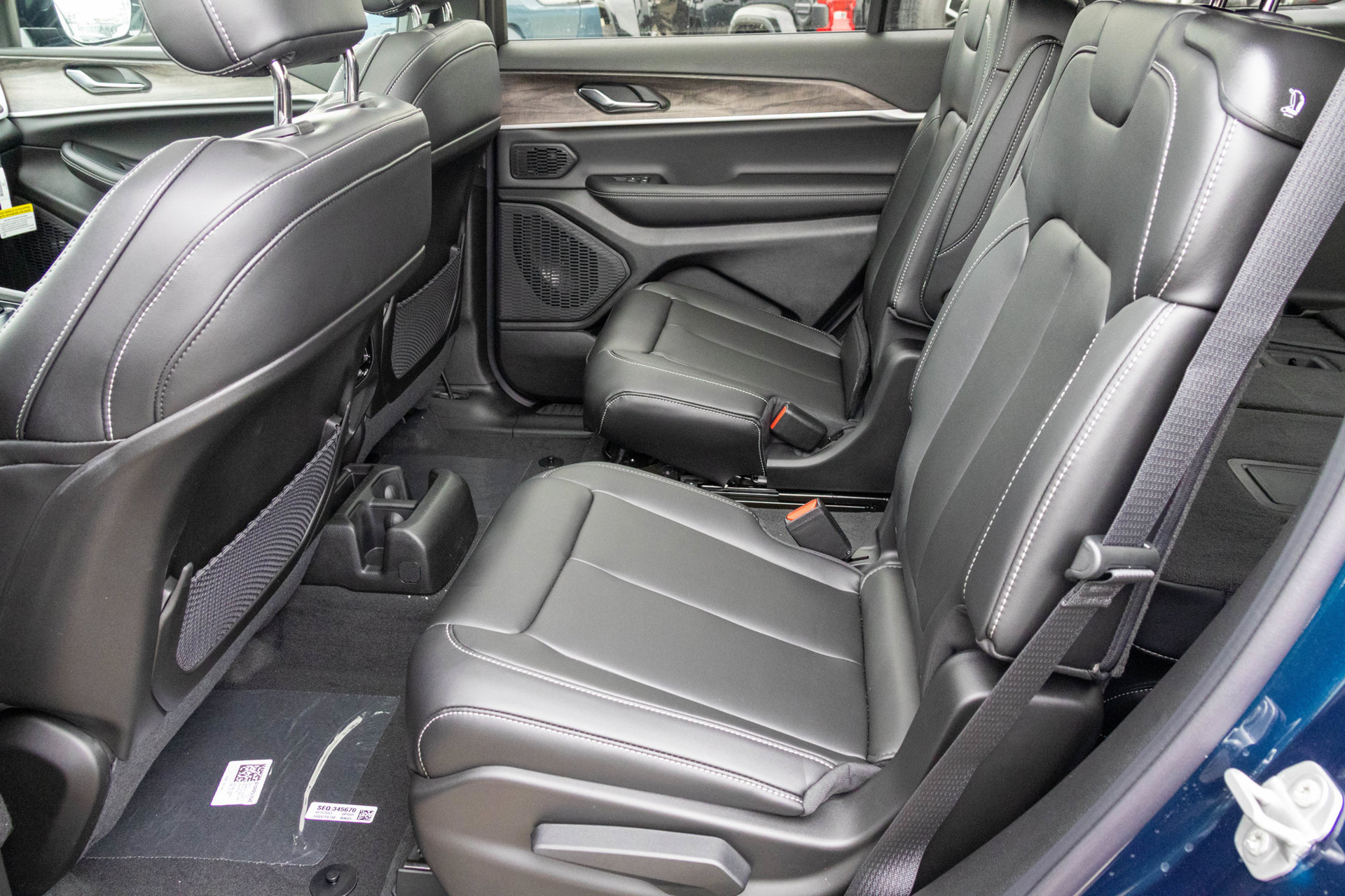 New 2027 Jeep Grand Cherokee L Limited AWD/4WD image 15