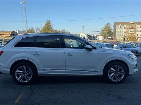 Used 2022 Audi Q7 3.0T Premium Plus image 3