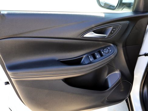 Used 2025 Buick Encore GX Preferred FWD image 14