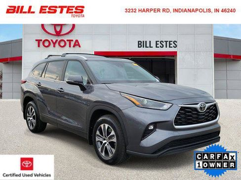Certified 2023 Toyota Highlander XLE image 1