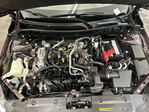 Used 2024 Nissan Altima 2.5 SV FWD image 33