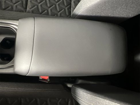 New 2026 Nissan Kicks SV image 22