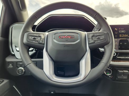 New 2026 GMC Sierra 1500 SLE AWD/4WD image 15