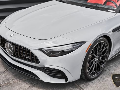 Used 2025 Mercedes-Benz SL 43 AMG w/ Driver Assistance Package image 7