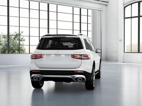New 2025 Mercedes-Benz GLB 35 AMG 4MATIC image 24