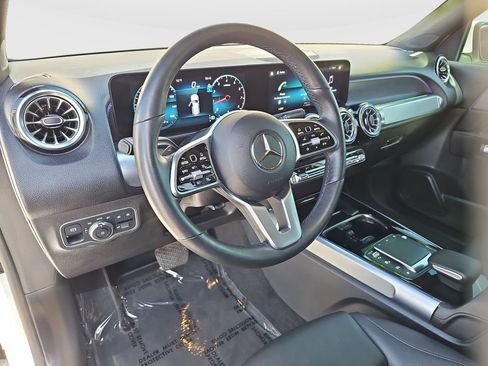 Used 2023 Mercedes-Benz GLB 250 image 9
