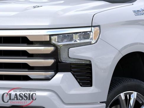 New 2026 Chevrolet Silverado 1500 High Country AWD/4WD image 12