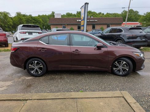 Used 2021 Nissan Sentra SV FWD image 6