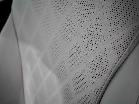 Used 2026 Mercedes-Benz E 350 Sedan image 25