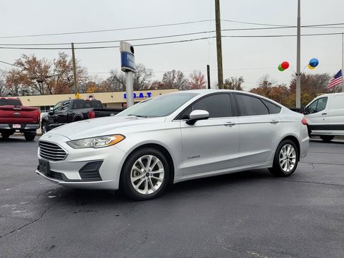 Certified 2019 Ford Fusion SE image 28