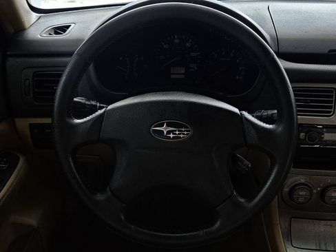 Used 2004 Subaru Forester 2.5XS AWD/4WD image 10