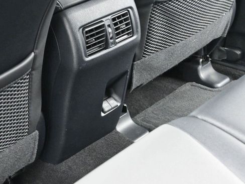 Used 2023 Toyota 4Runner SR5 Premium w/ Moonroof Package image 31