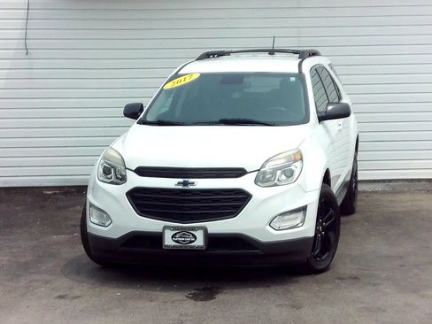 Used 2017 Chevrolet Equinox LT w/ Sport Edition FWD image 6