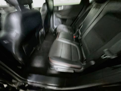 Used 2025 Ford Escape ST-Line FWD image 26