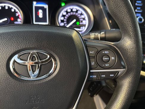 Certified 2022 Toyota Camry LE FWD image 22