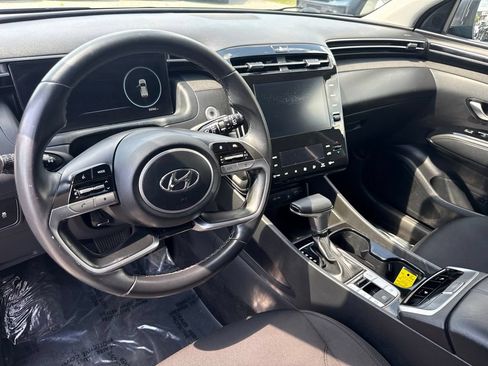 Used 2022 Hyundai Tucson SEL w/ Convenience Package AWD/4WD image 4