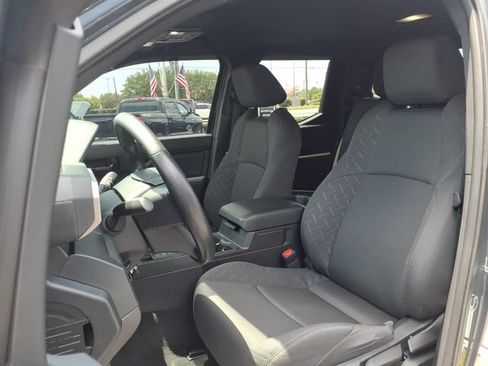 Used 2025 Toyota Tacoma SR RWD image 4