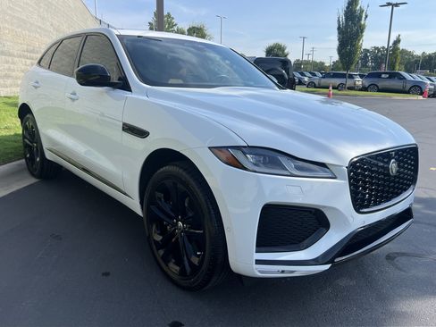 Used 2026 Jaguar F-PACE R-Dynamic S AWD/4WD image 10
