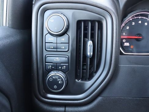 Used 2021 Chevrolet Silverado 1500 Custom Trail Boss w/ Safety Confidence Package image 7