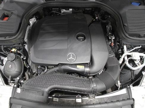 Used 2022 Mercedes-Benz GLC 300 4MATIC image 20