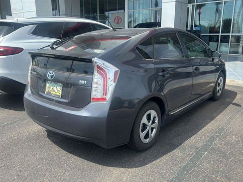 Used 2013 Toyota Prius Two FWD image 7