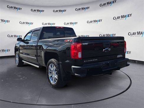 Used 2018 Chevrolet Silverado 1500 High Country image 3