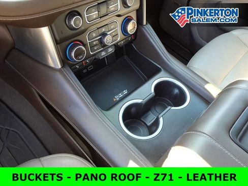 Used 2021 Chevrolet Tahoe Z71 w/ Z71 Signature Package image 28