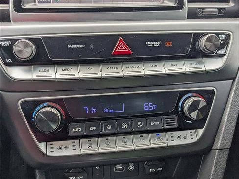 Used 2019 Hyundai Sonata Limited w/ Ultimate Package 04 image 10
