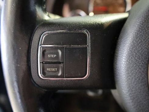 Used 2015 Jeep Wrangler Unlimited Rubicon w/ Max Tow Package image 21