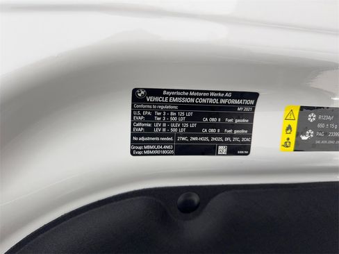 Used 2021 BMW X6 M50i w/ Executive Package image 81